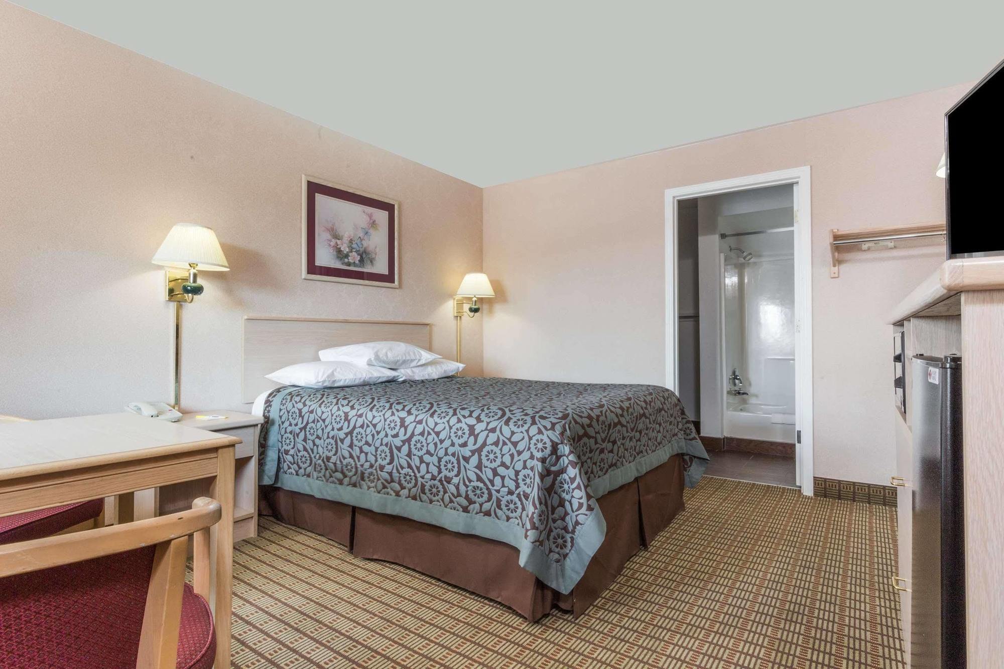Days Inn By Wyndham Portland Central Exteriér fotografie