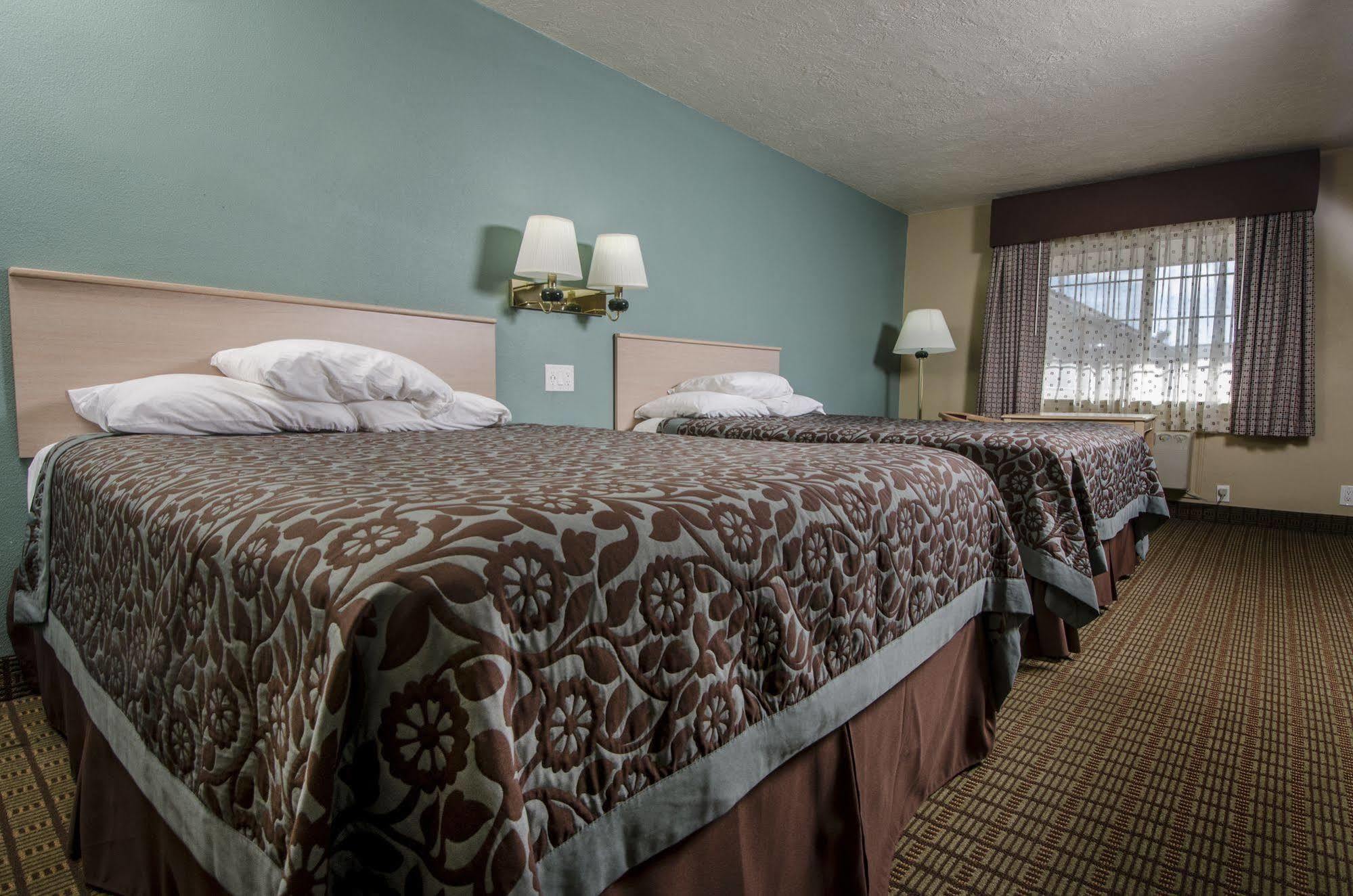 Days Inn By Wyndham Portland Central Exteriér fotografie